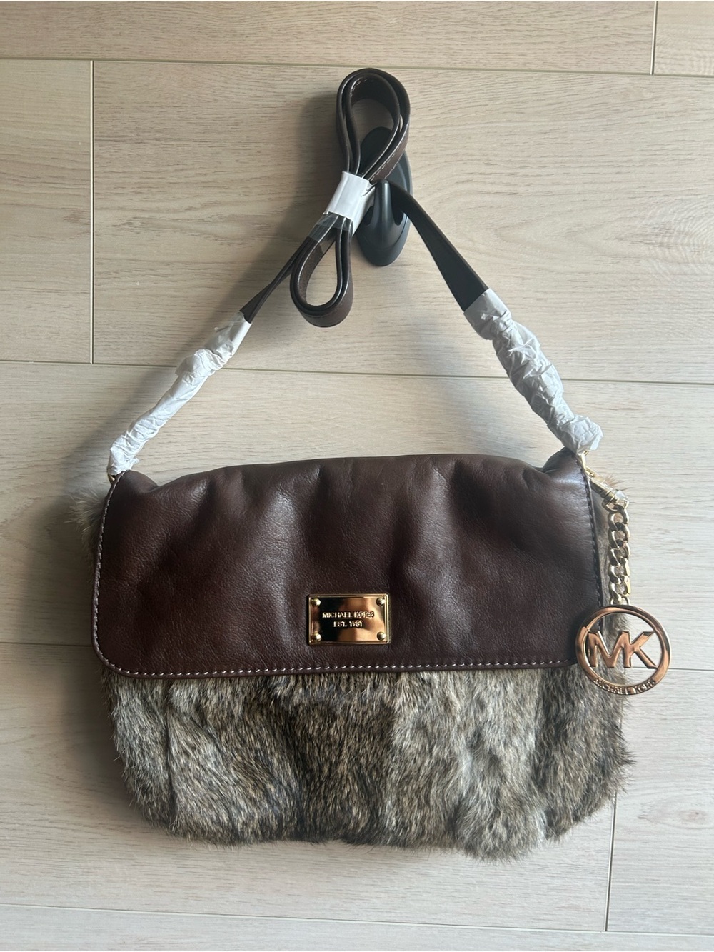 Michael Kors Sloan Rabbit Fur and Leather Shoulder Crossbody Bag NWT - Picture 6 of 14